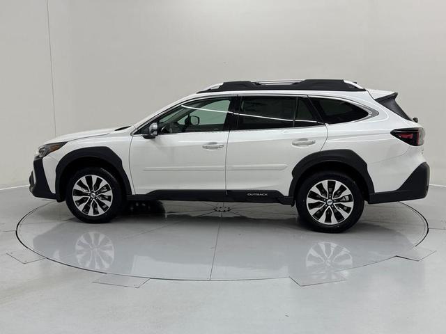 Photo of 2025 Crystal White Pearl Subaru Outback