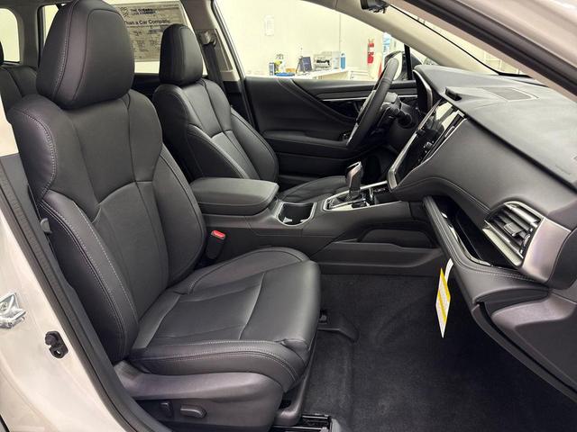 Photo of 2025 Crystal White Pearl Subaru Outback