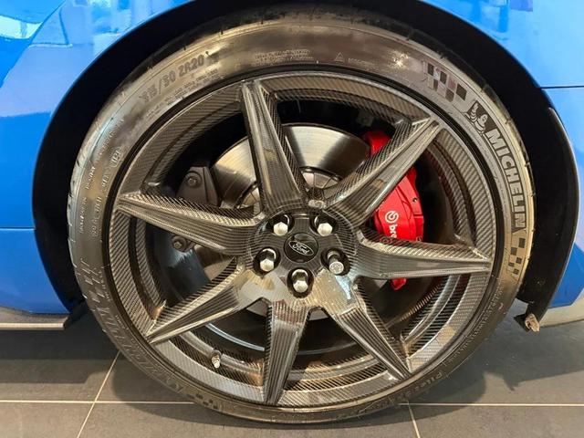 Photo of 2021 Velocity Blue Metallic Ford Shelby GT500