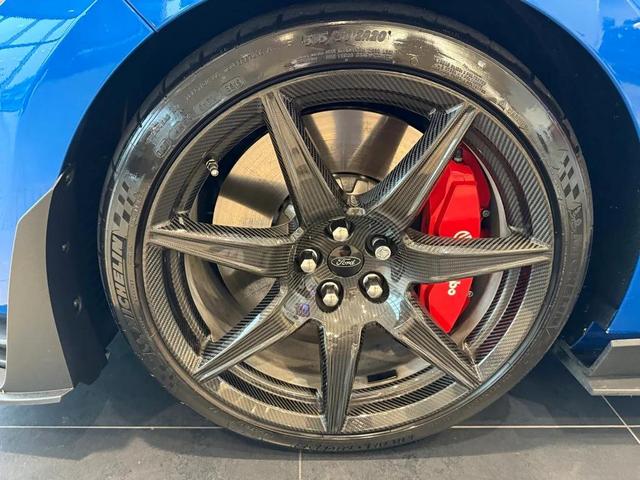 Photo of 2021 Velocity Blue Metallic Ford Shelby GT500