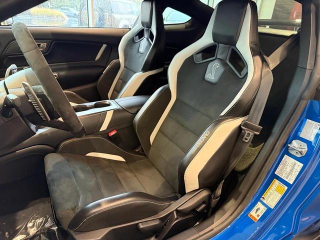 Photo of 2021 Velocity Blue Metallic Ford Shelby GT500