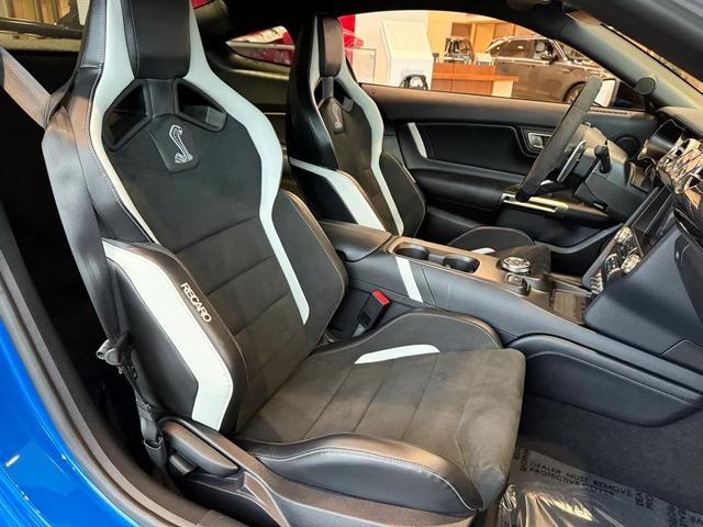 Photo of 2021 Velocity Blue Metallic Ford Shelby GT500