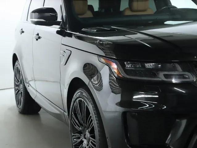 Photo of 2021 Black Land Rover Range Rover Sport