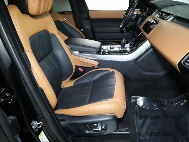 Photo of 2021 Black Land Rover Range Rover Sport