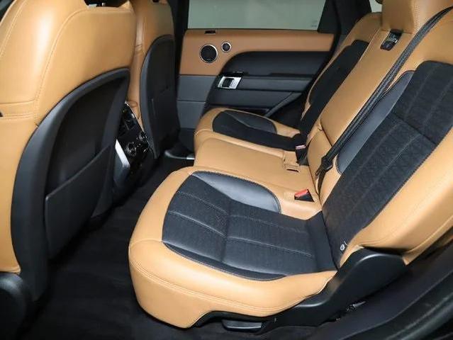 Photo of 2021 Black Land Rover Range Rover Sport