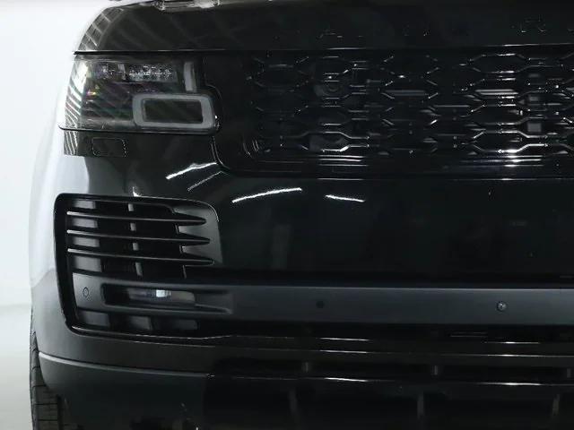 Photo of 2021 Santorini Black Metallic Land Rover Range Rover