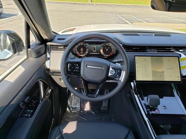 Photo of 2025 Ostuni Pearl White Land Rover Range Rover Sport