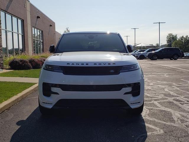 Photo of 2025 Ostuni Pearl White Land Rover Range Rover Sport