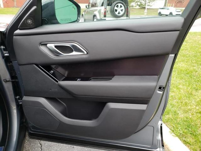 Photo of 2026 Zadar Grey Land Rover Range Rover Velar