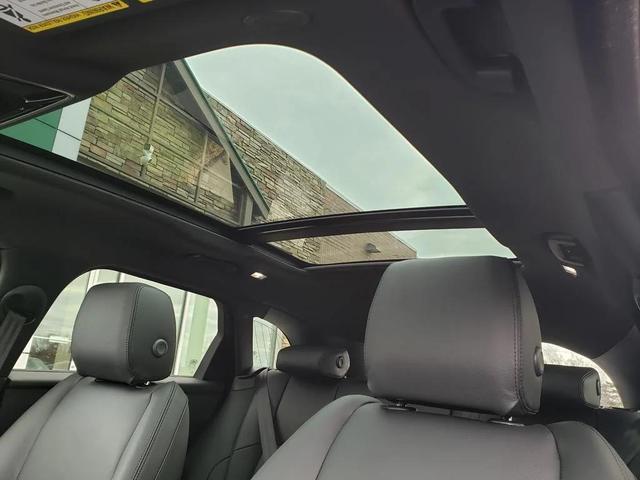 Photo of 2026 Zadar Grey Land Rover Range Rover Velar