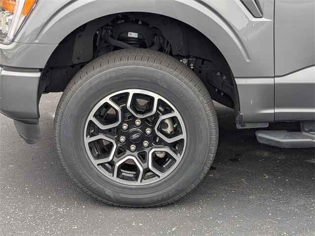 Photo of 2022 Carbonized Gray Metallic Ford F-150