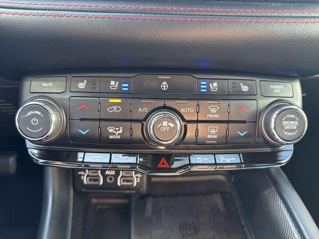 Photo of 2024 White Knuckle Clearcoat Dodge Durango