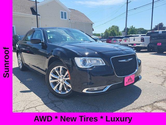 2016 Chrysler 300