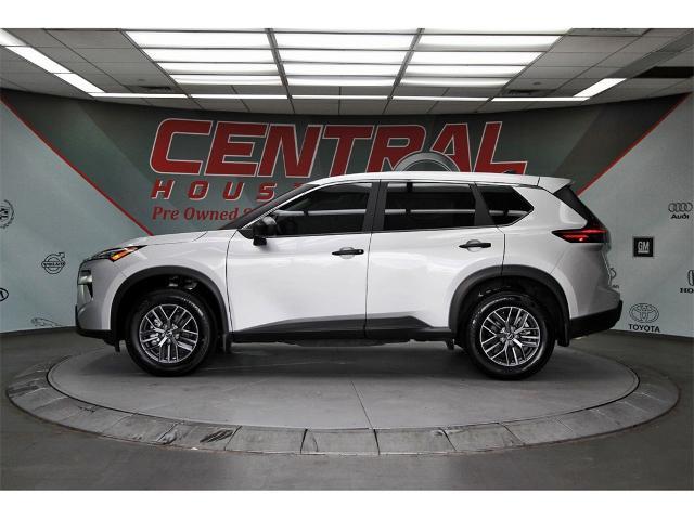 Photo of 2024 Brilliant Silver Metallic Nissan Rogue