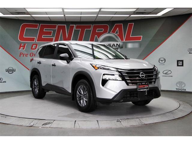 Photo of 2024 Brilliant Silver Metallic Nissan Rogue