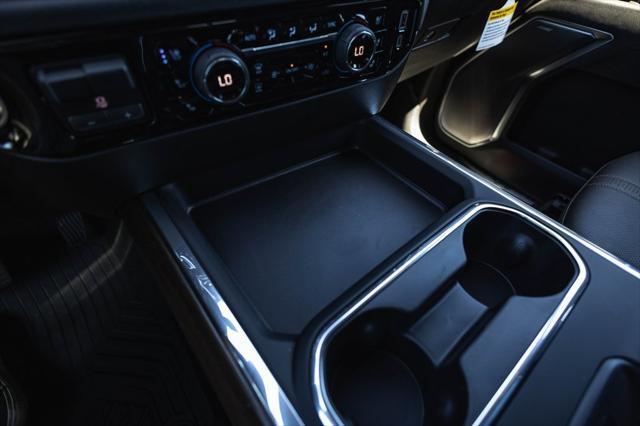Photo of 2025 Summit White Chevrolet Silverado 3500