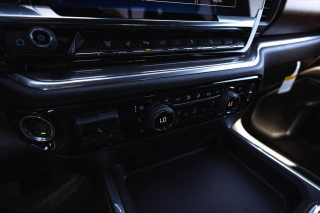 Photo of 2025 Summit White Chevrolet Silverado 3500