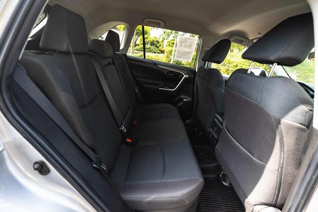Photo of 2023 Silver Sky Metallic Toyota RAV4 Hybrid