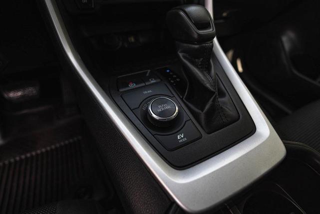 Photo of 2023 Silver Sky Metallic Toyota RAV4 Hybrid