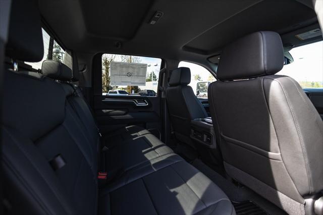 Photo of 2025 Summit White Chevrolet Silverado 3500