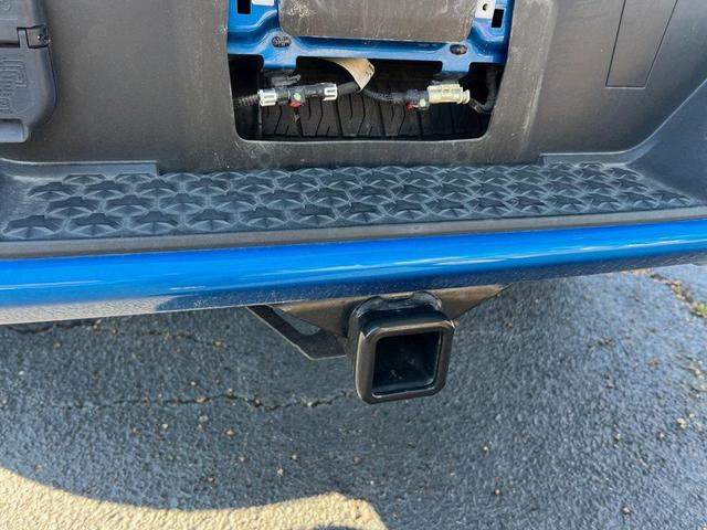 Photo of 2023 Dynamic Blue Metallic GMC Canyon