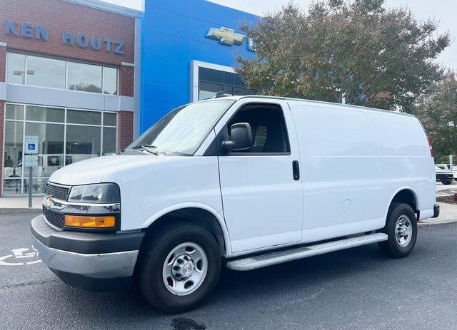 2022 Chevrolet Express 2500