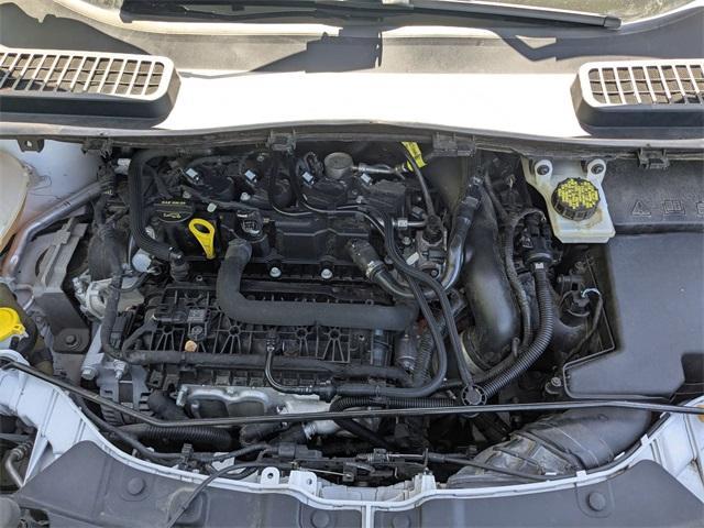 Photo of 2019 Oxford White Ford Escape