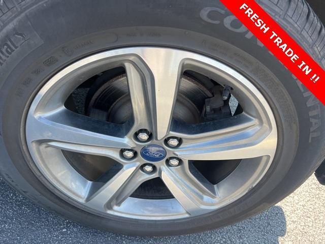 Photo of 2020 Red Ford Edge