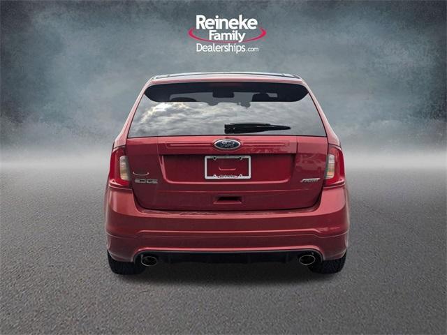 Photo of 2013 Ruby Red Metallic Ford Edge