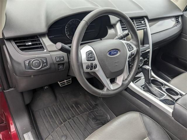 Photo of 2013 Ruby Red Metallic Ford Edge