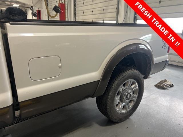 Photo of 2015 White Platinum Clearcoat Metallic Ford F-350