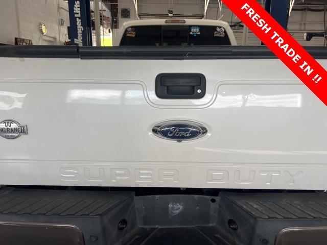 Photo of 2015 White Platinum Clearcoat Metallic Ford F-350