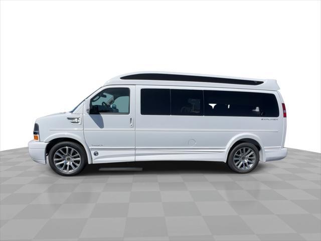 Photo of 2025 Summit White Chevrolet Express 2500