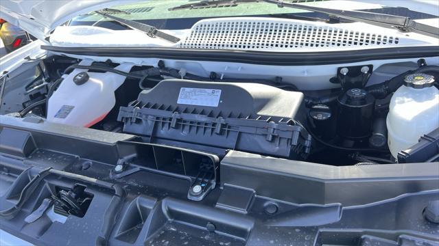 Photo of 2025 Summit White Chevrolet Express 2500