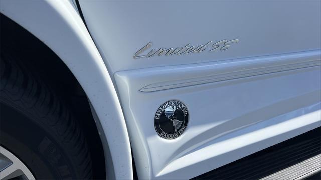 Photo of 2025 Summit White Chevrolet Express 2500