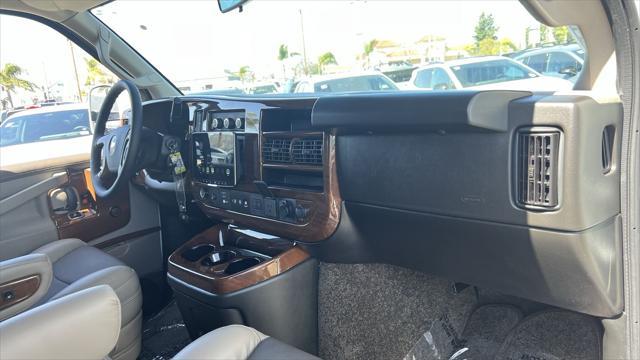 Photo of 2025 Summit White Chevrolet Express 2500
