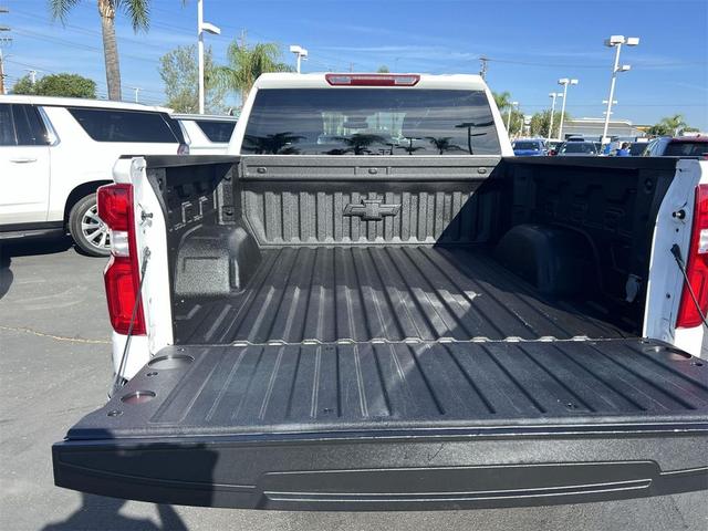 Photo of 2022 Summit White Chevrolet Silverado 1500