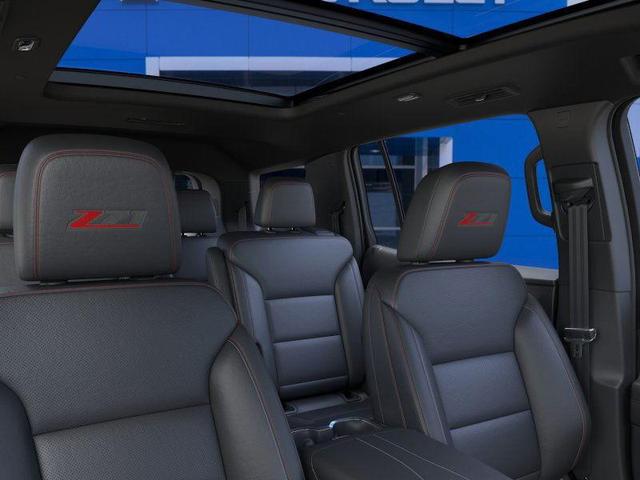 Photo of 2025 Black Chevrolet Traverse