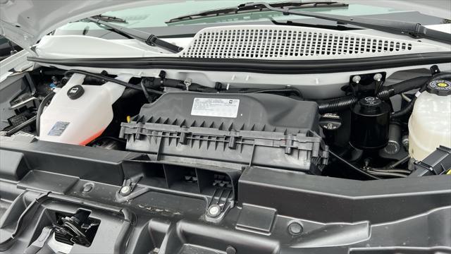 Photo of 2025 Summit White Chevrolet Express 2500