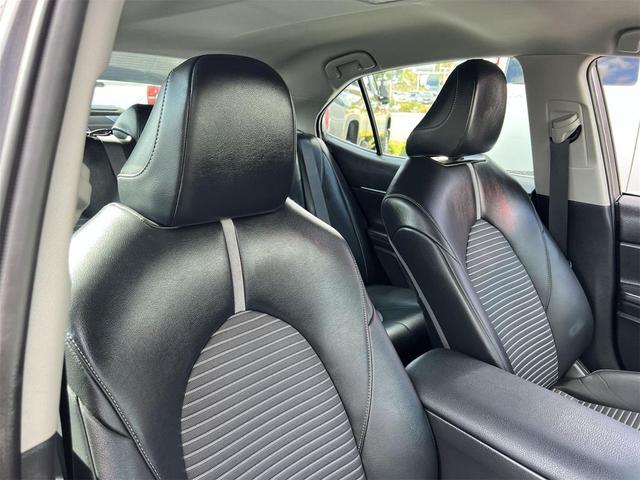Photo of 2022 Predawn Gray Mica Toyota Camry