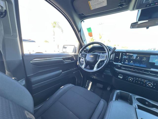 Photo of 2023 Black Chevrolet Silverado 1500