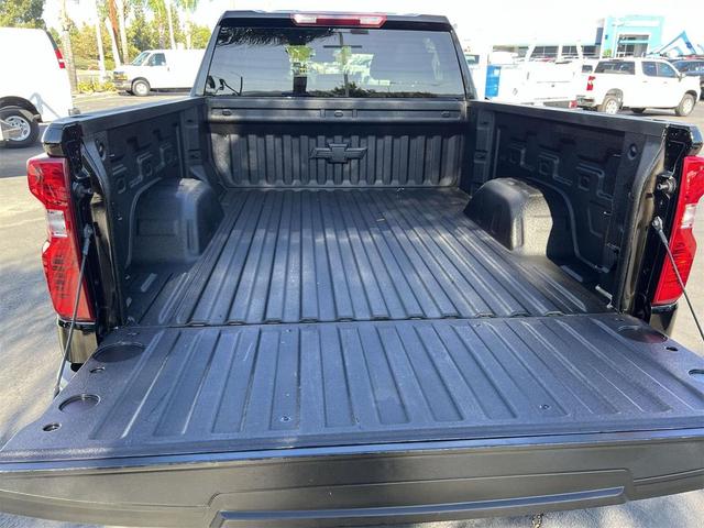Photo of 2023 Black Chevrolet Silverado 1500