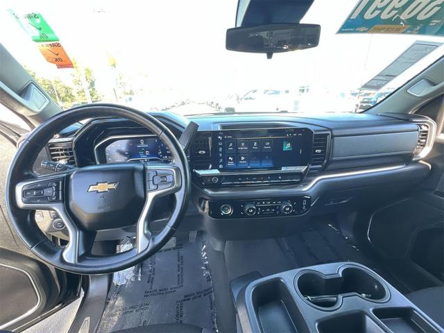 Photo of 2023 Black Chevrolet Silverado 1500