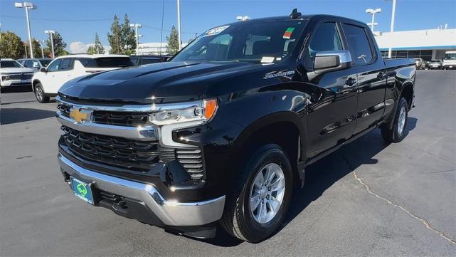 Photo of 2023 Black Chevrolet Silverado 1500