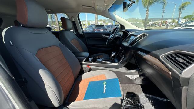 Photo of 2018 Ingot Silver Ford Edge