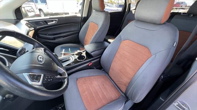 Photo of 2018 Ingot Silver Ford Edge