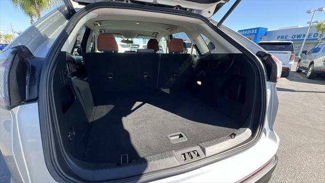 Photo of 2018 Ingot Silver Ford Edge
