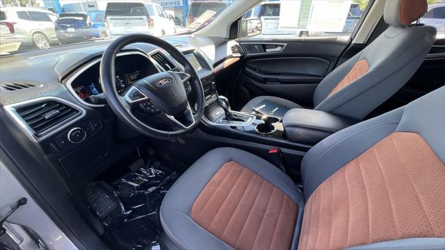 Photo of 2018 Ingot Silver Ford Edge