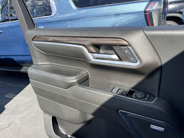 Photo of 2024 Black Chevrolet Silverado 1500