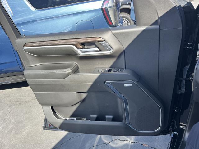 Photo of 2024 Black Chevrolet Silverado 1500